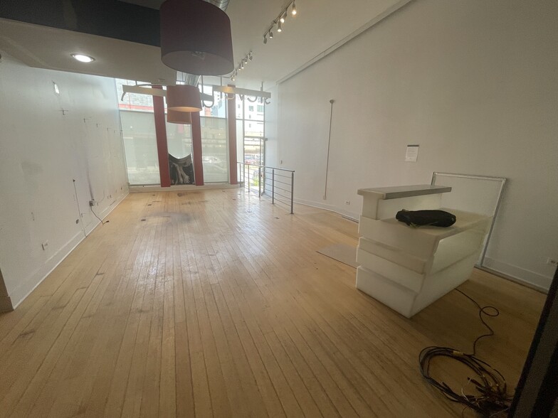 870 N Orleans St, Chicago, IL for lease - Building Photo - Image 3 of 19