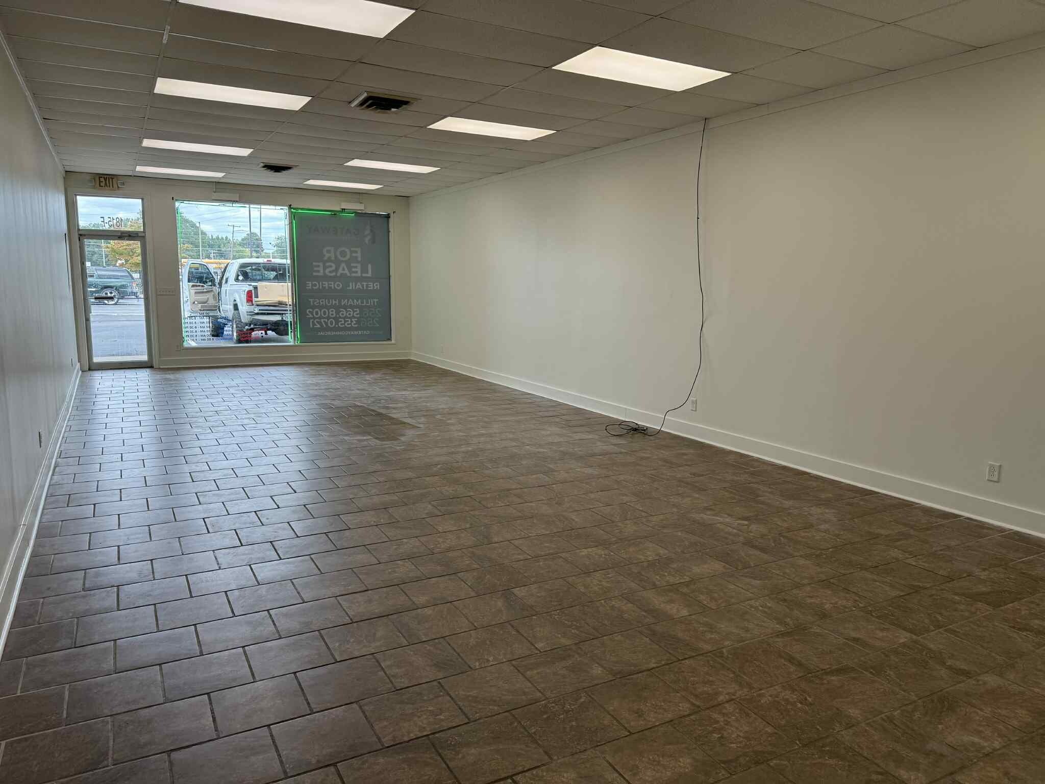 1815 6th Ave SE, Decatur, AL for lease Interior Photo- Image 1 of 5