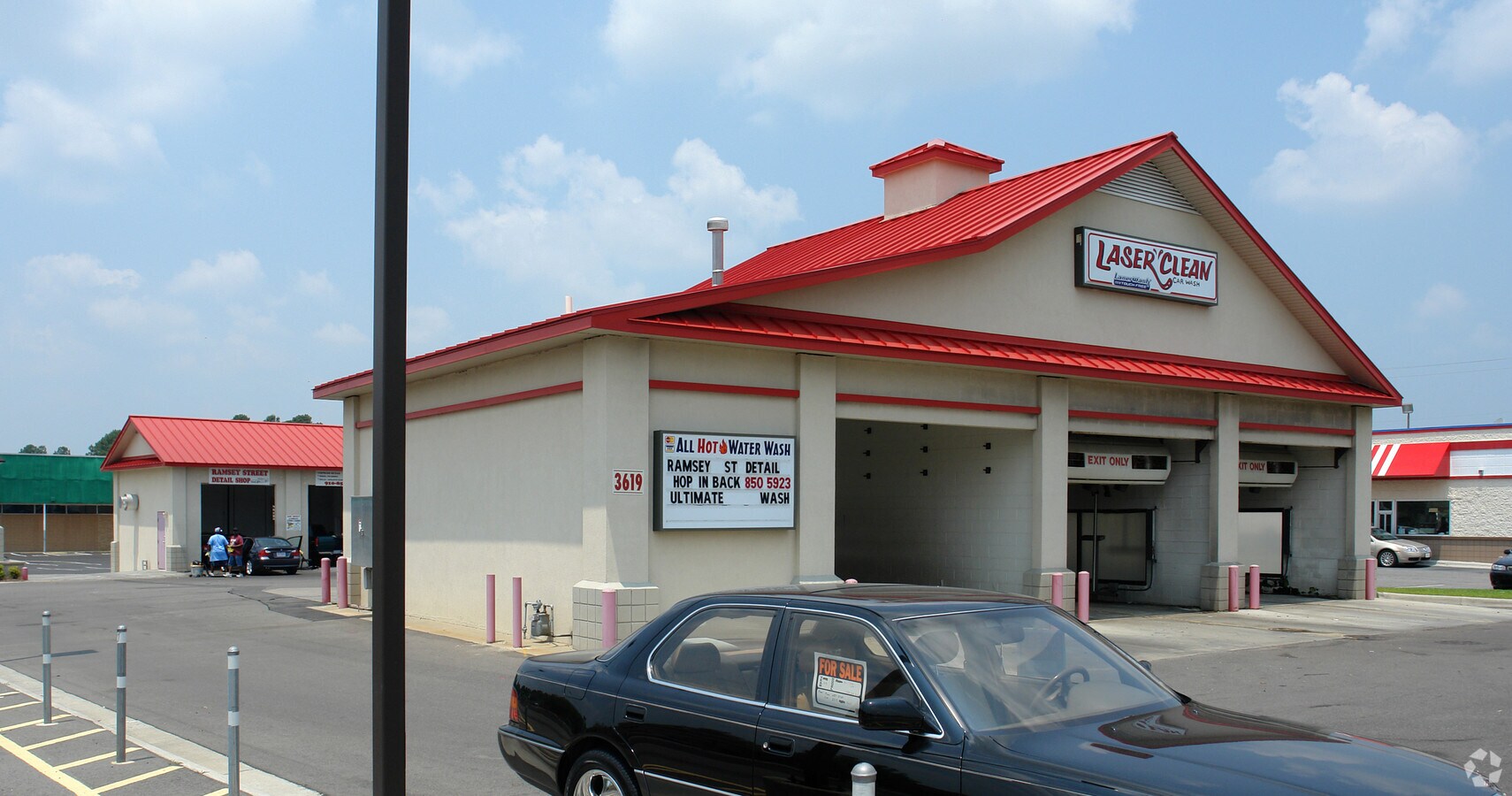 3619 Ramsey St, Fayetteville, NC 28311