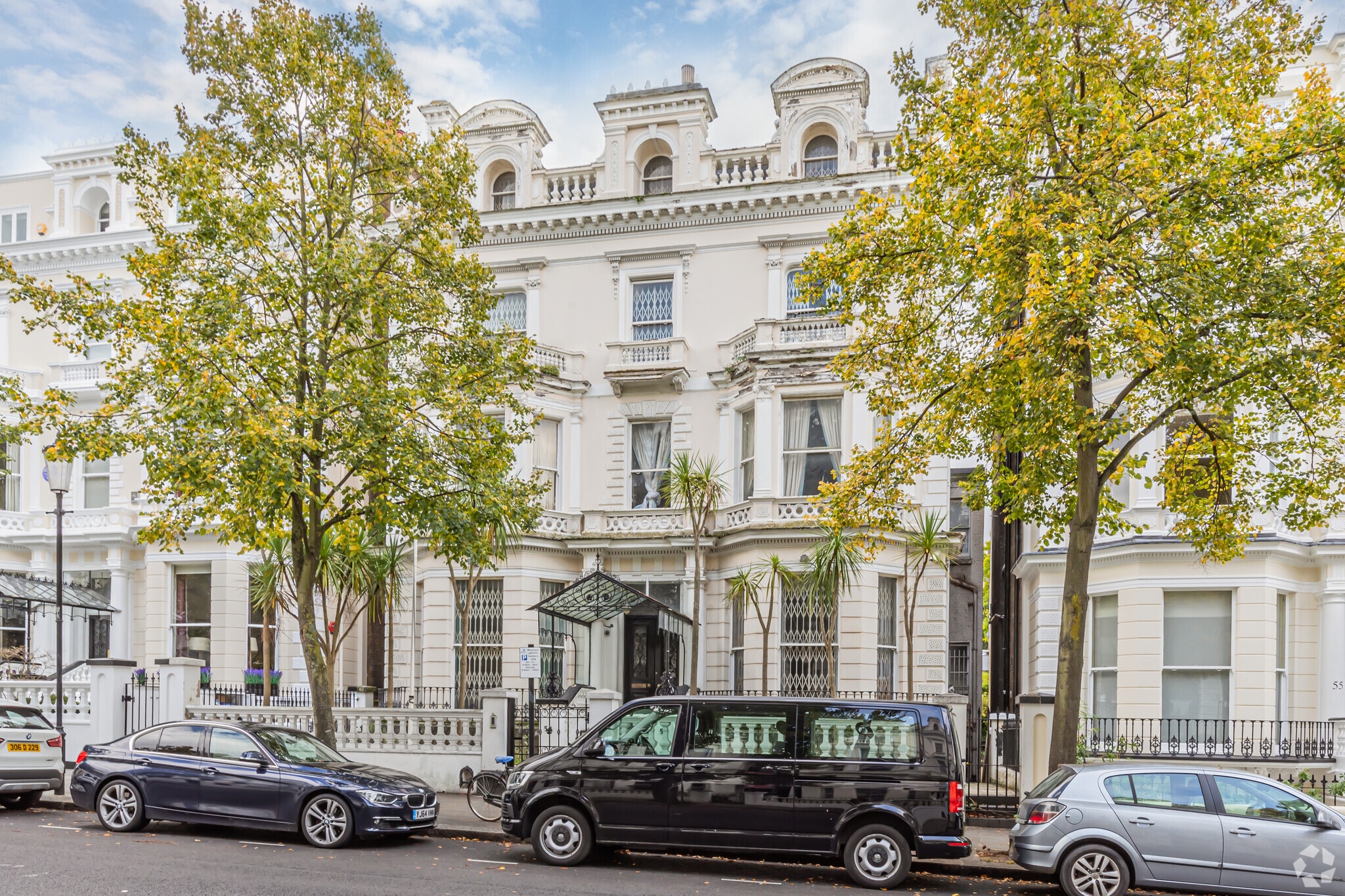 54 Holland Park, London for sale Primary Photo- Image 1 of 1