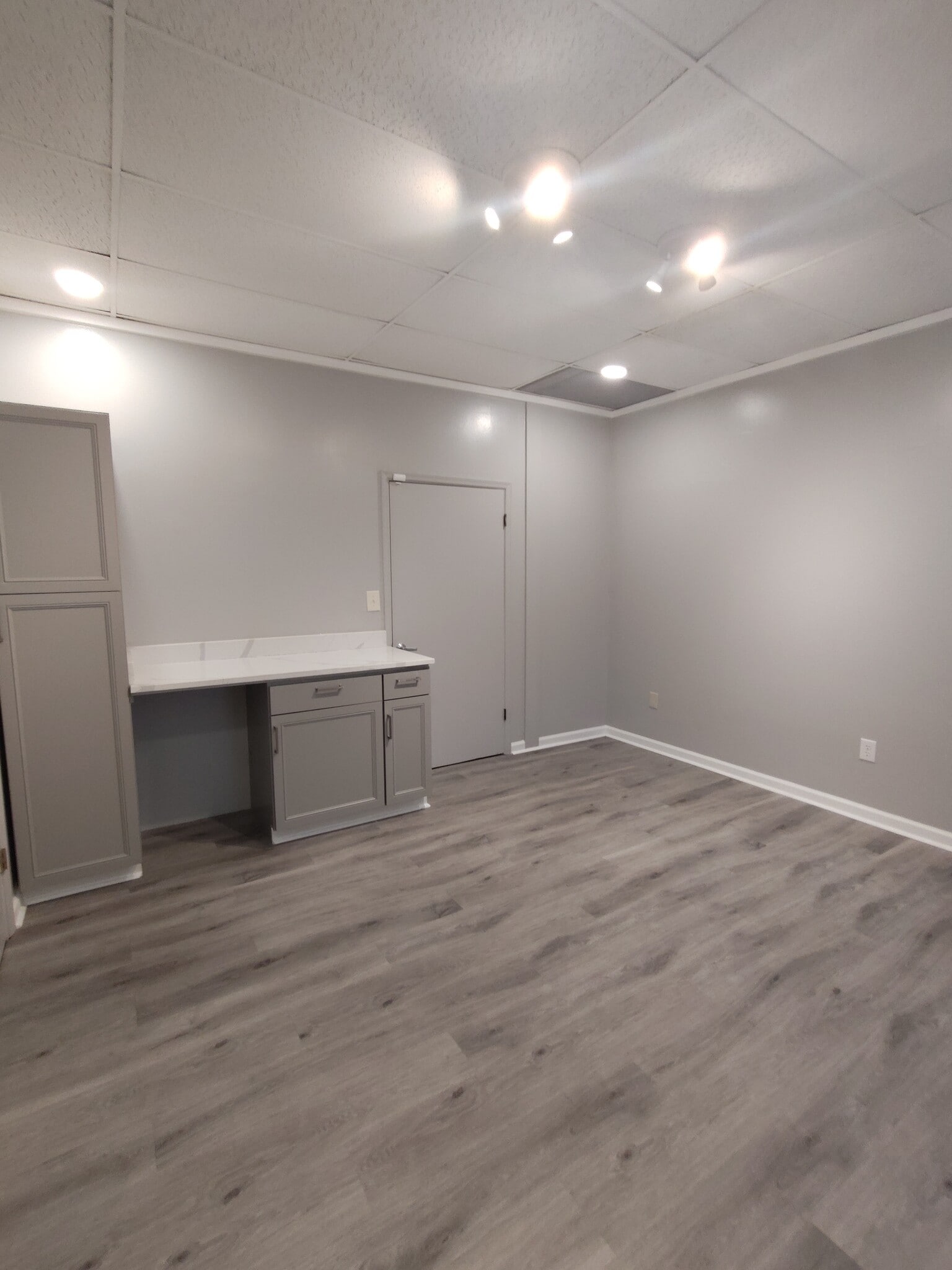 3455 N Desert Dr, East Point, GA for lease Building Photo- Image 1 of 6