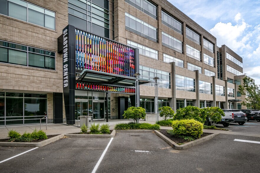 2055 NW Savier St, Portland, OR for lease - Building Photo - Image 2 of 30