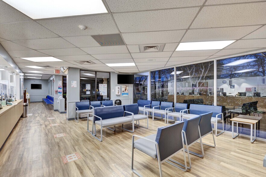 2909 I-35, Austin, TX for sale - Interior Photo - Image 3 of 6