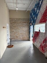 729-731 NW 1st St, Fort Lauderdale, FL for lease Interior Photo- Image 1 of 7