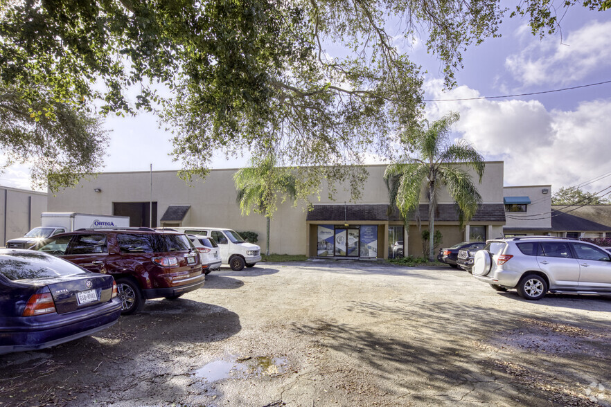 5602-5606 W Crenshaw St, Tampa, FL for sale - Building Photo - Image 1 of 1