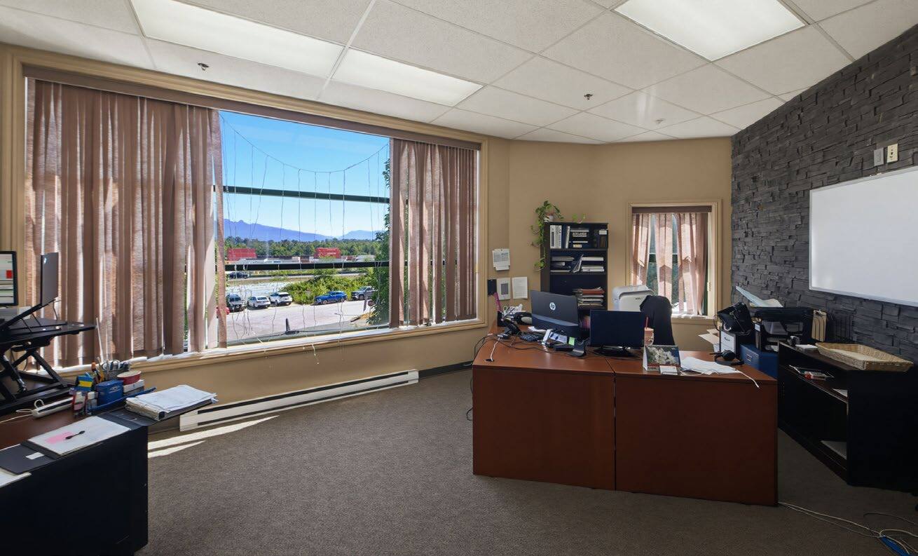 10439 173rd St, Surrey, BC V4N 5H3 - Unit 101 - - Interior Photo - Image 2 of 4