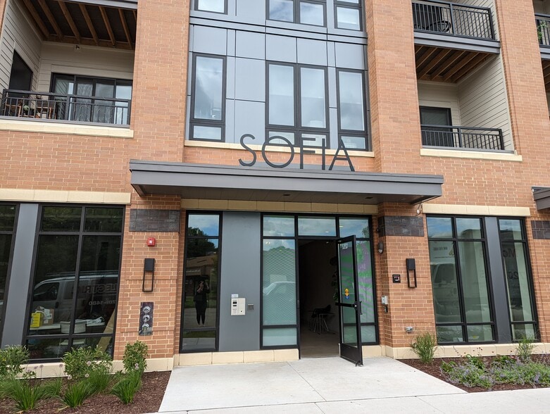 1252 S Park St, Madison, WI for lease - Building Photo - Image 2 of 9