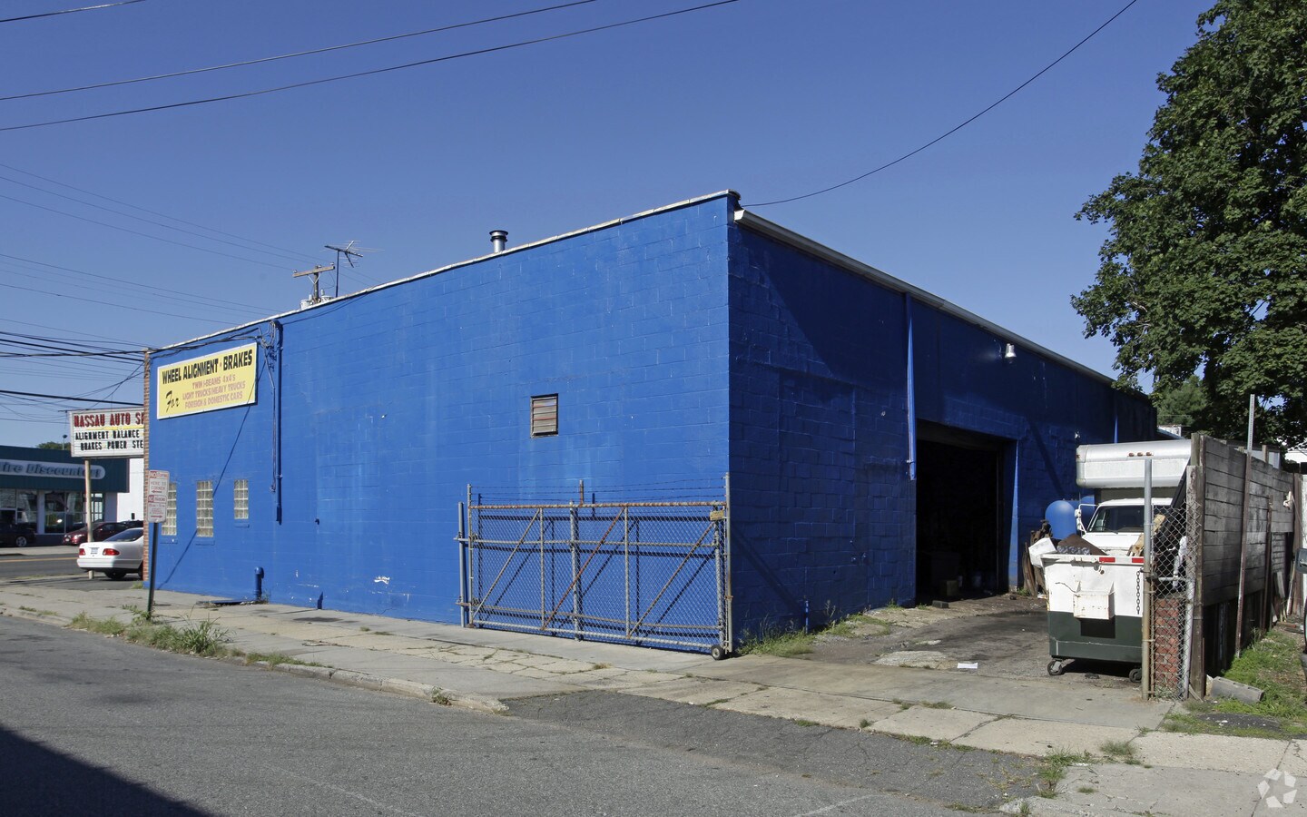 2110 Jericho Tpke, New Hyde Park, NY 11040