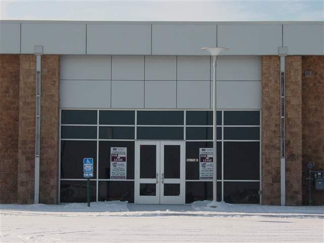 1395 Jordan St, North Liberty, IA for lease - Primary Photo - Image 3 of 8