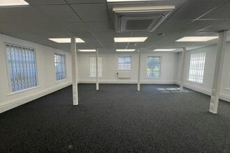 Amos Rd, Sheffield for lease Interior Photo- Image 2 of 2