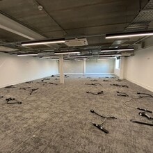 385 Coldharbour Ln, London for lease Interior Photo- Image 2 of 2