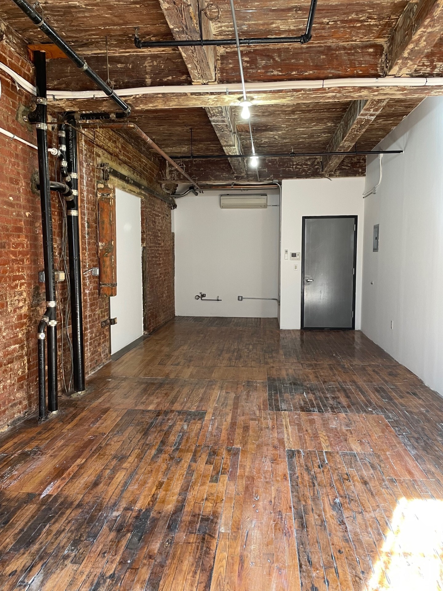 36 Waverly Ave, Brooklyn, NY for lease Interior Photo- Image 1 of 7