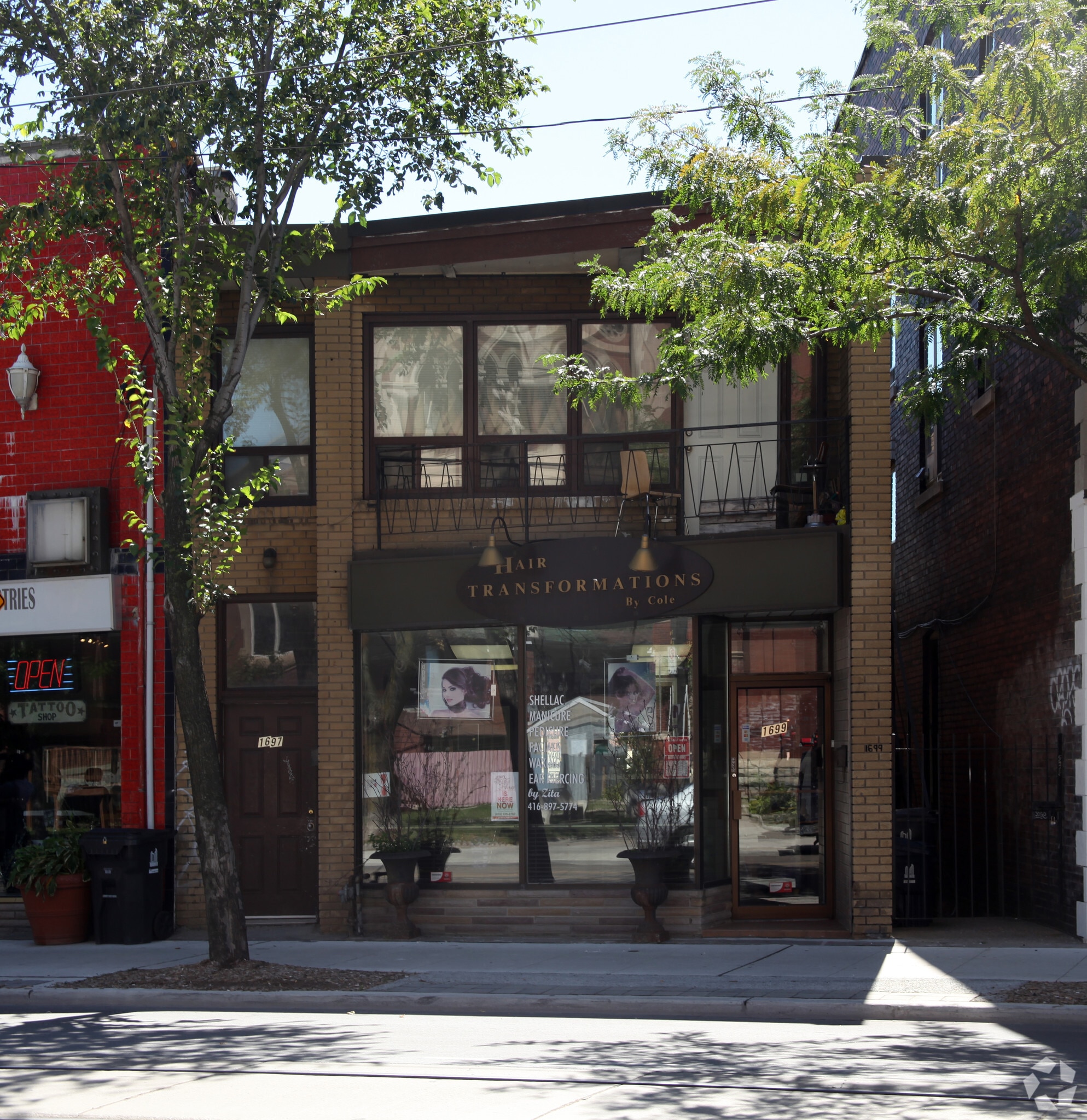 1699 Dundas St W, Toronto, ON for sale Primary Photo- Image 1 of 1