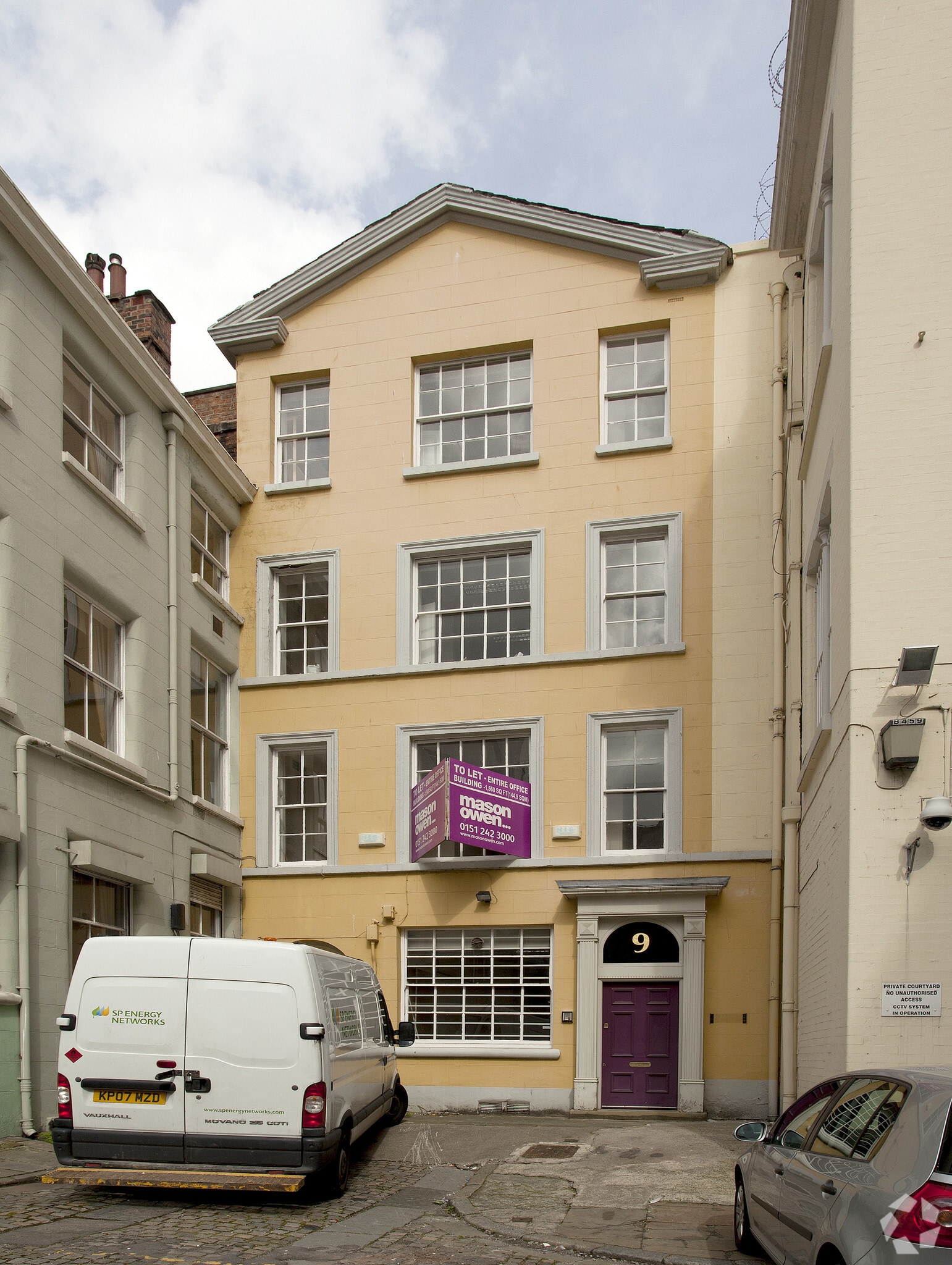 9 Union Ct, Liverpool for lease Primary Photo- Image 1 of 3