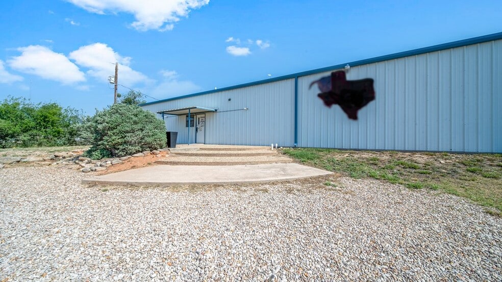 20030 Lake Country Rd, Paint Rock, TX 76866 Entertainment Venue