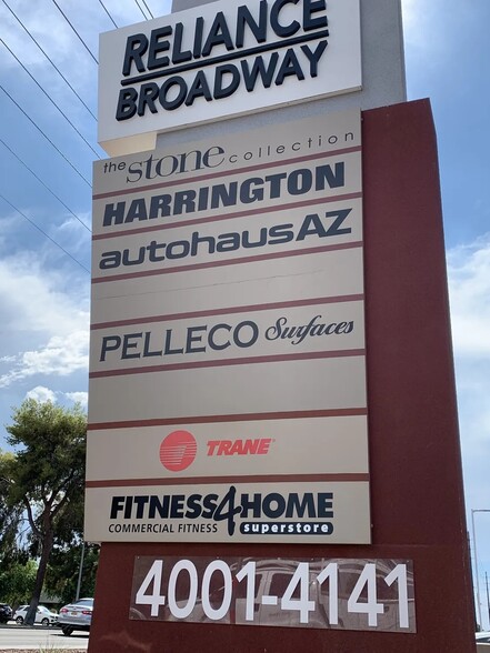 4141 N 36th St, Phoenix, AZ for lease - Building Photo - Image 3 of 11