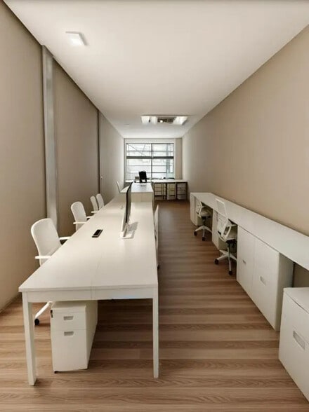 Office in Clichy for sale - Building Photo - Image 2 of 9
