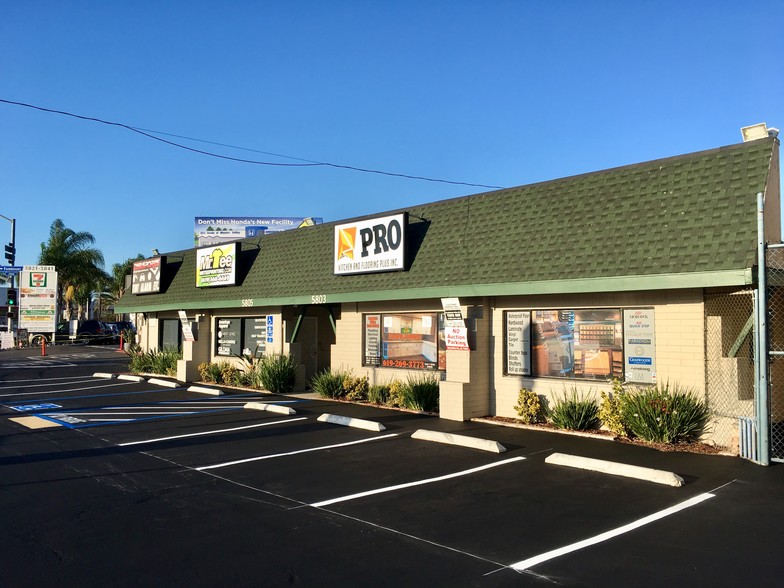 5803-5829 Mission Gorge Rd, San Diego, CA for lease - Building Photo - Image 2 of 8