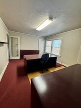 3151 NE Sandy Blvd, Portland, OR for lease Building Photo- Image 2 of 11