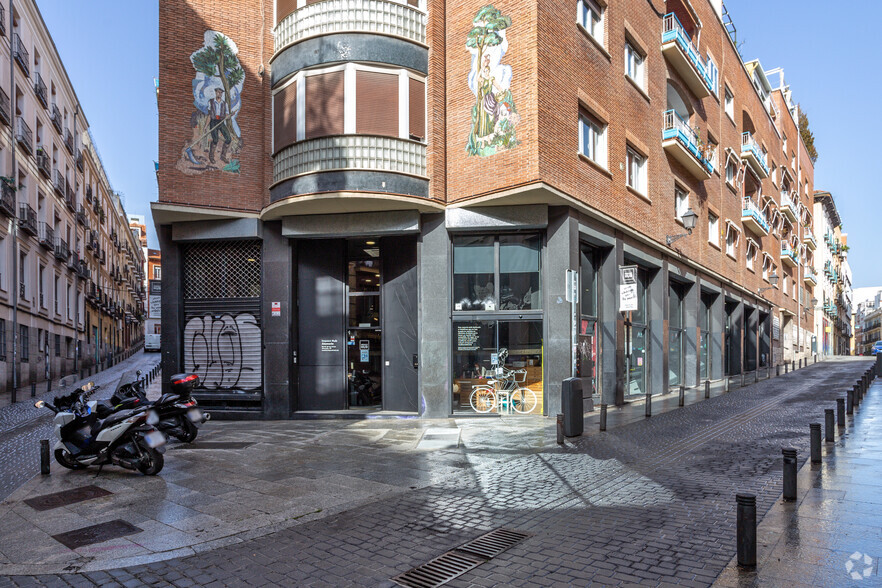 Calle De La Alameda, 22, Madrid, Madrid for lease - Building Photo - Image 3 of 4