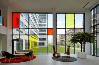 35 Avenue Louis Bréguet, Vélizy-Villacoublay for lease Interior Photo- Image 1 of 3