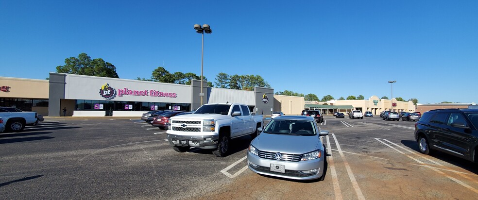 1574 W Government St, Brandon, MS for lease - Building Photo - Image 3 of 3