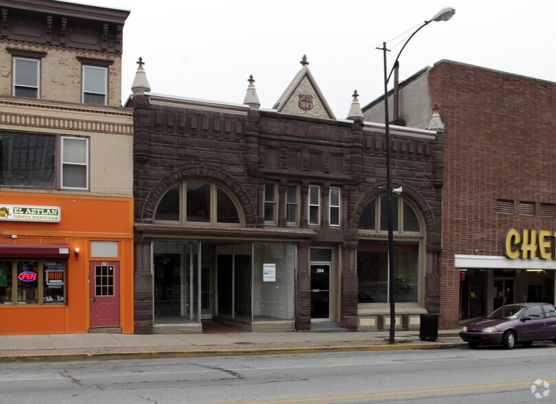 204-206 E Lincoln Hwy, Coatesville, PA for lease - Primary Photo - Image 1 of 17