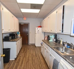 2021 Richard Jones Rd, Nashville, TN for lease Interior Photo- Image 2 of 9