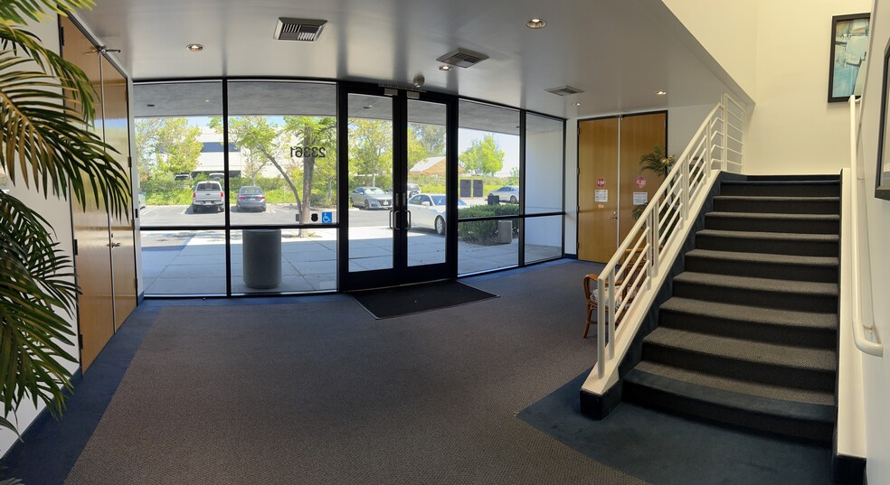 23351-23361 Madero, Mission Viejo, CA for lease - Interior Photo - Image 3 of 21