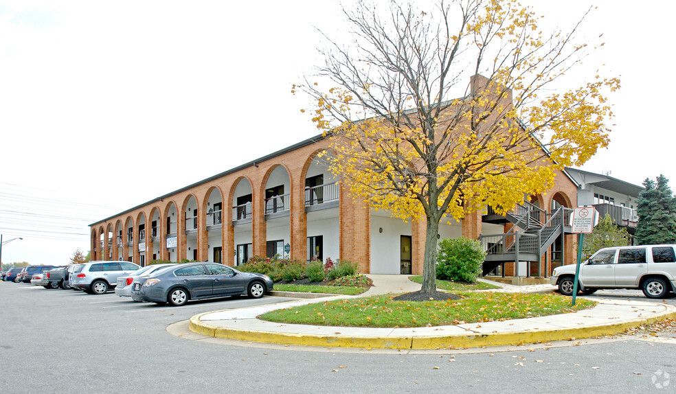 1101 N Point Blvd, Baltimore, MD for lease - Building Photo - Image 3 of 4