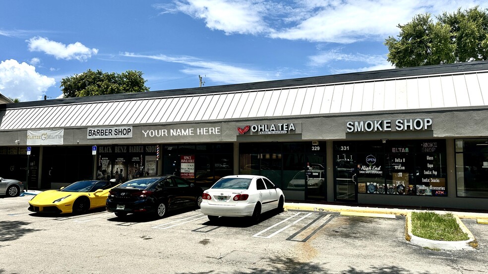 303-339 NE 167th St, Miami, FL for lease - Building Photo - Image 1 of 4