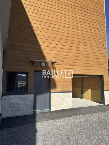 Office in Mougins for lease - Building Photo - Image 1 of 14