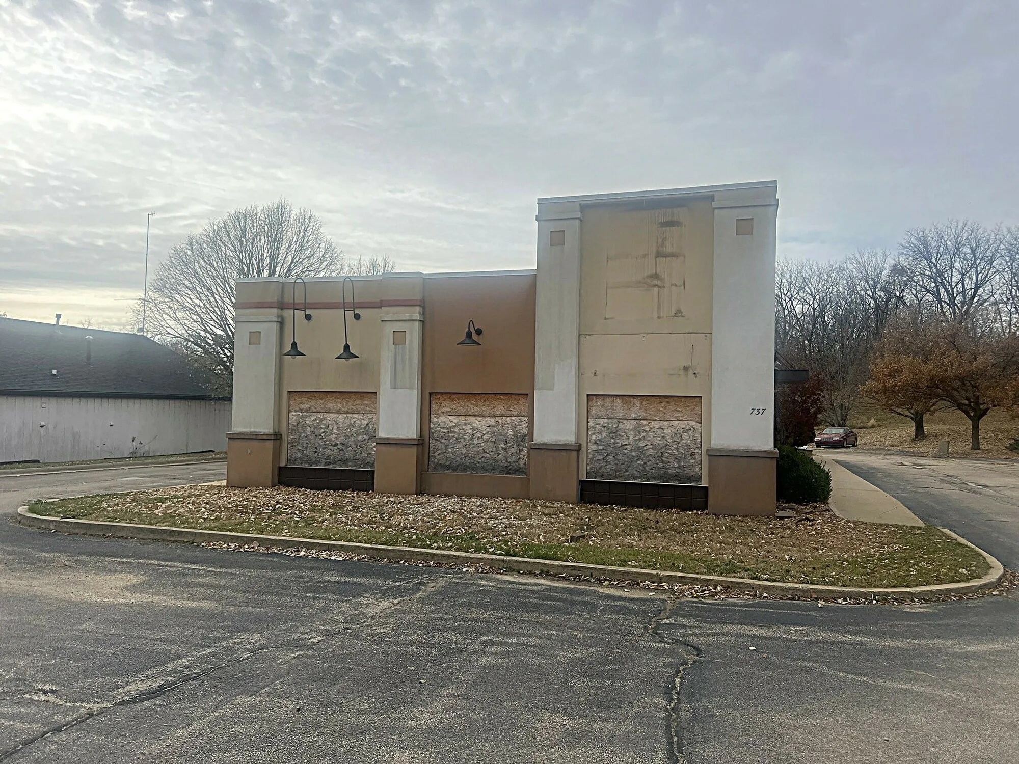 737 N Galena Ave, Dixon, IL for sale Building Photo- Image 1 of 7