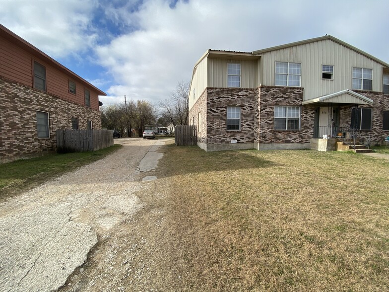 806 Sissom Rd, Killeen, TX for sale - Building Photo - Image 2 of 34