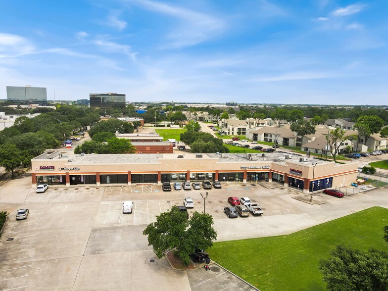 7306 W Tidwell Rd, Houston, TX for lease - Building Photo - Image 3 of 13