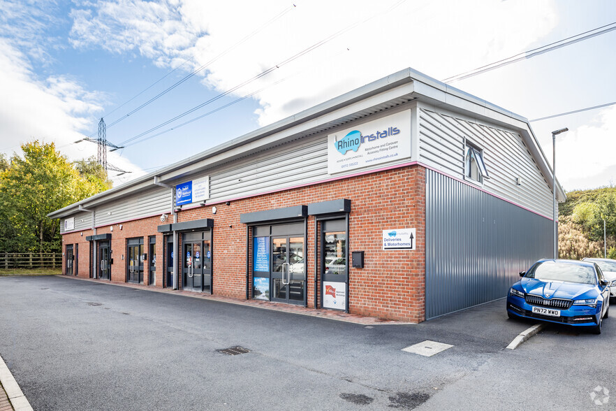 Momentum Pl, Preston for sale - Primary Photo - Image 1 of 3