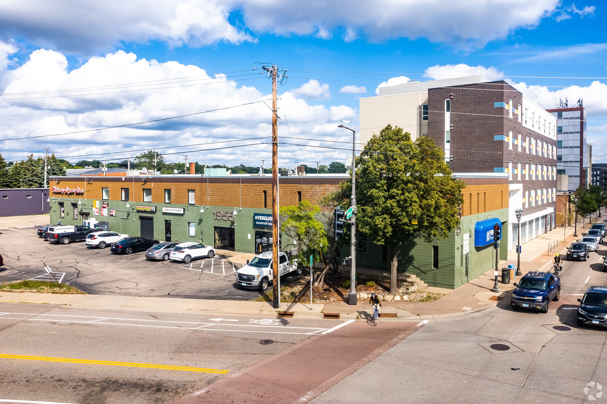 1955 University Ave W, Saint Paul, MN for lease Building Photo- Image 1 of 9