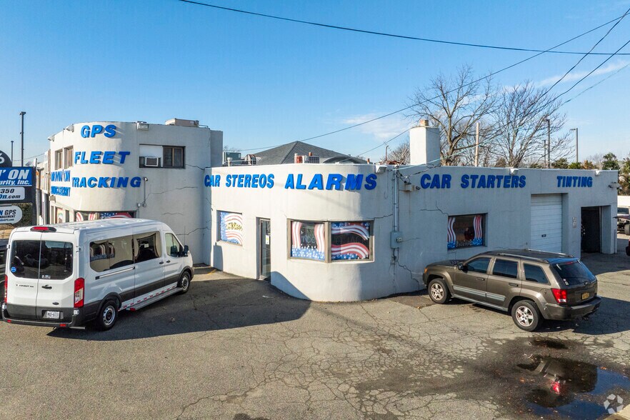 636 Hempstead Tpke, Franklin Square, NY for sale - Primary Photo - Image 1 of 1