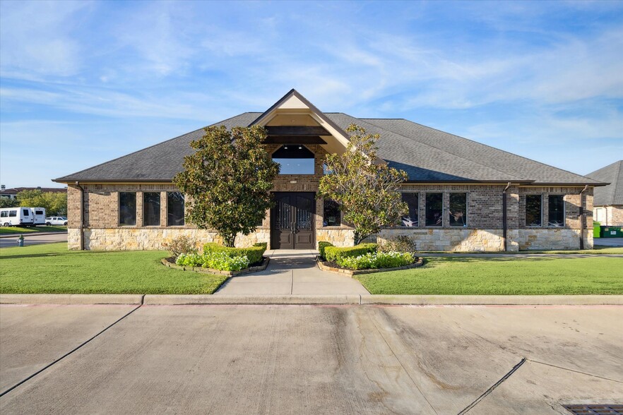 435 Mason Park Blvd, Katy, TX for sale - Primary Photo - Image 1 of 1