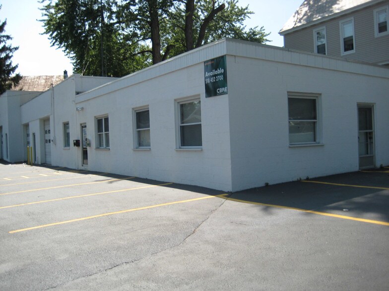 1384 Crane St, Schenectady, NY for sale - Building Photo - Image 1 of 1