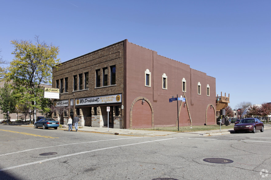 304-308 N Burdick St, Kalamazoo, MI for sale - Primary Photo - Image 1 of 34