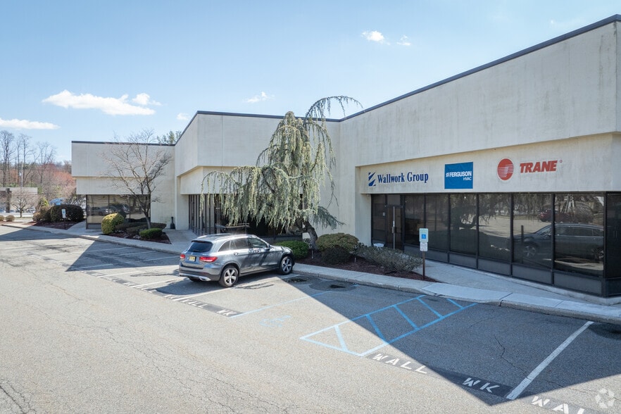 300 Route 17 Mahwah NJ 07430 - 300 Route 17 Mahwah NJ Building Photo 2 Large 