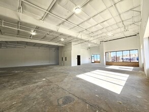 2921 Friendly Pl, Bullhead City, AZ for lease Interior Photo- Image 2 of 25