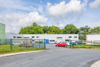 More details for 5 Allée Jacqueline Auriol, Eysines - Flex for Lease