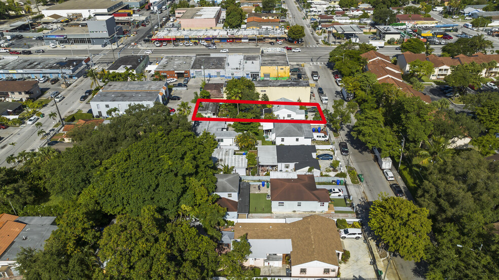 2614 NW 26th St, Miami, FL for sale - Building Photo - Image 2 of 8