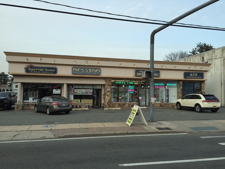 653-659 Old Country Rd, Westbury, NY for sale - Primary Photo - Image 1 of 1