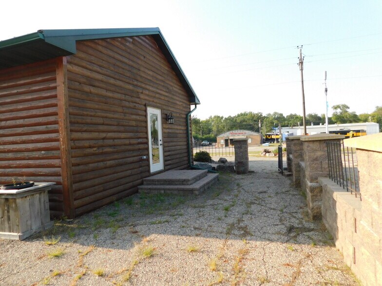 735 Highway 212 W, Granite Falls, MN 56241 Retail for Sale