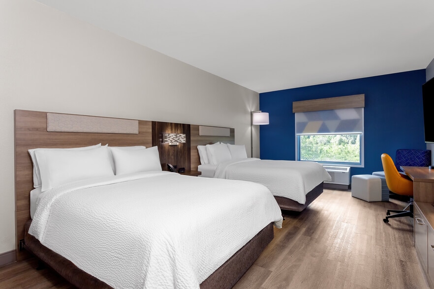 220 Woodlawn Rd, Macclenny, FL for sale - Interior Photo - Image 3 of 32