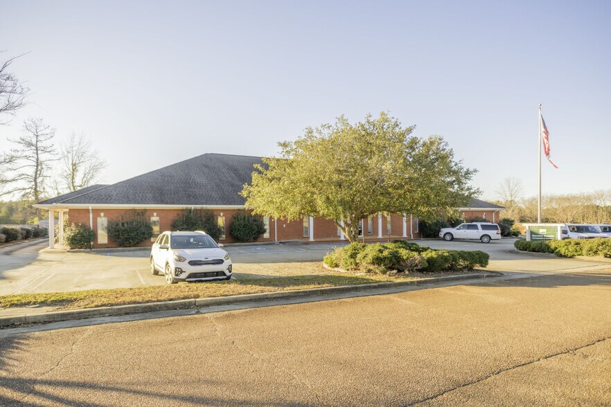 1395 Johnny Johnson Dr, Brookhaven, MS for sale - Building Photo - Image 3 of 20