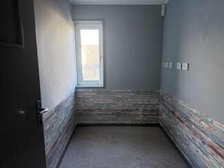 More details for 62 Muirs, Kinross - Office for Sale